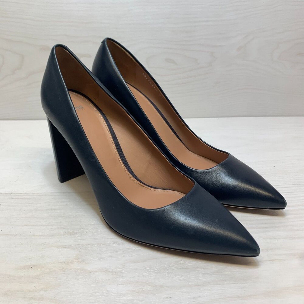 Hugo Boss Heel Pumps Women's Size 41 Navy Leather Block Heel Pointed Toe Classic